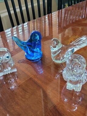Assorted Crystal And Glass Bird And Owl Figurines - Decorative Home Accent